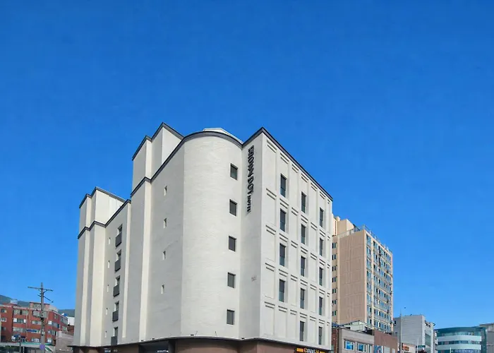 Brown Dot Dadaepo 3* Busan