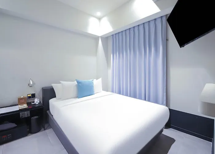 Brown Dot Dadaepo Hotel 3*