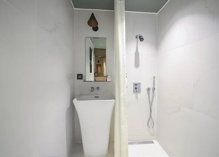Brown Dot Dadaepo Hotel 3*